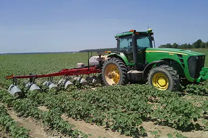Row-Crop-Hooded-Sprayer-from-Redball_HEADER_420x280