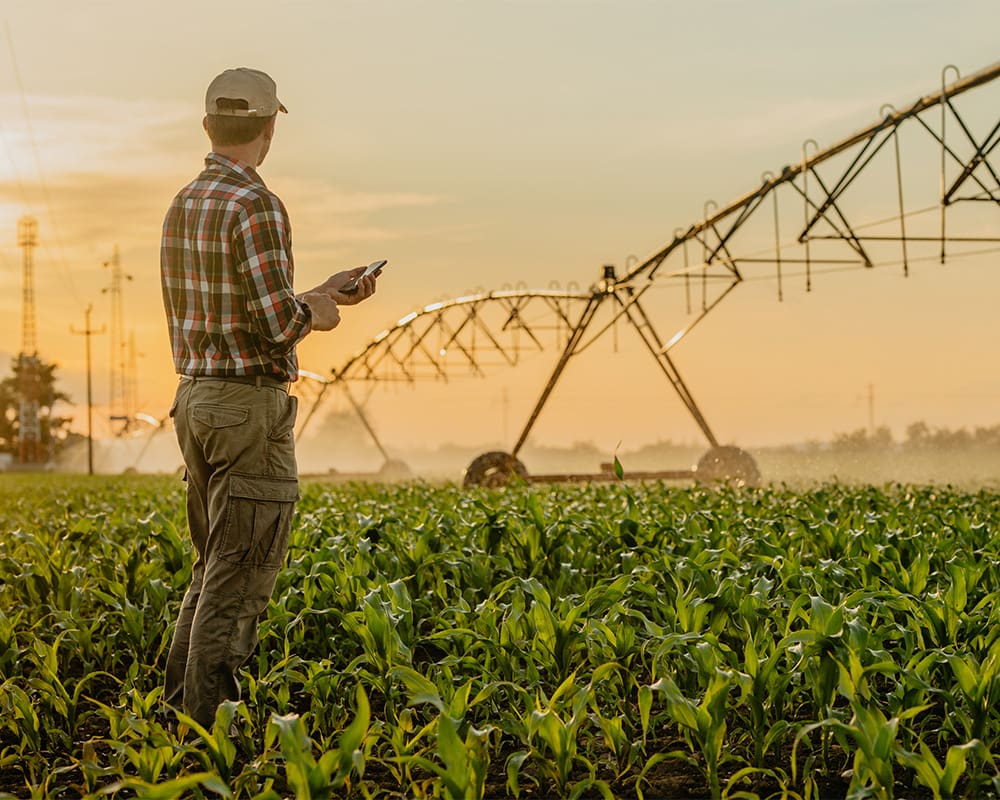 WE_Imagery_MonitorIrrigation_1000x800